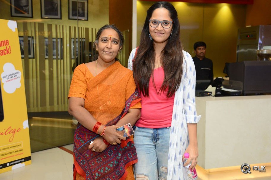 Celebs-At-PSV-Garuda-Vega-Special-Show